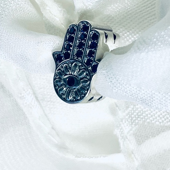 🧿 NWOT Blue Evil Eye Hamsa Hand Charm ✨ - Picture 5 of 11